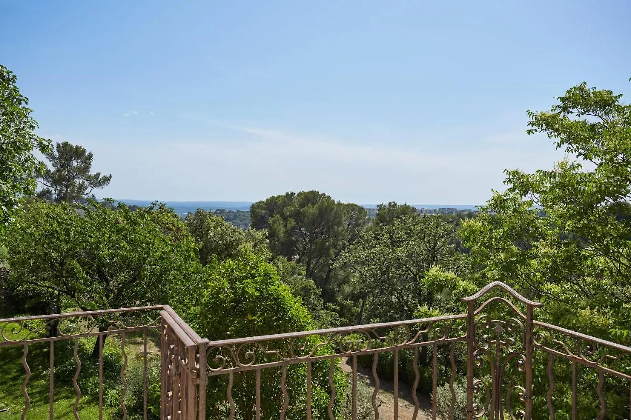 Apartment Exclusif Appart Piscine Chauffee De Luxe 10 Min Centre Aixenpc Belvoir Sissi Aix-en-Provence France